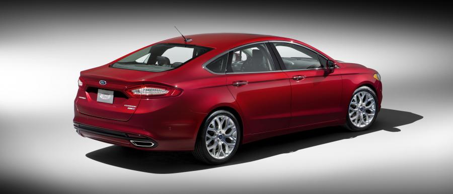  Ford Fusion 2013 года  (US) (фото 36 из 202)